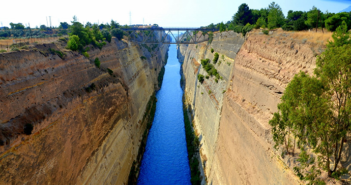 Corinth Canal Pelopponese Greece by Kris Silver Wikimedia Commons