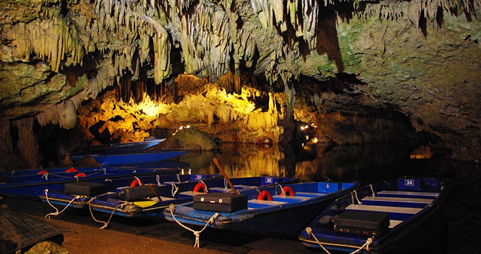 Diros Caves Peloponnese Greece Europe by Koppi2 Wikimedia Commons