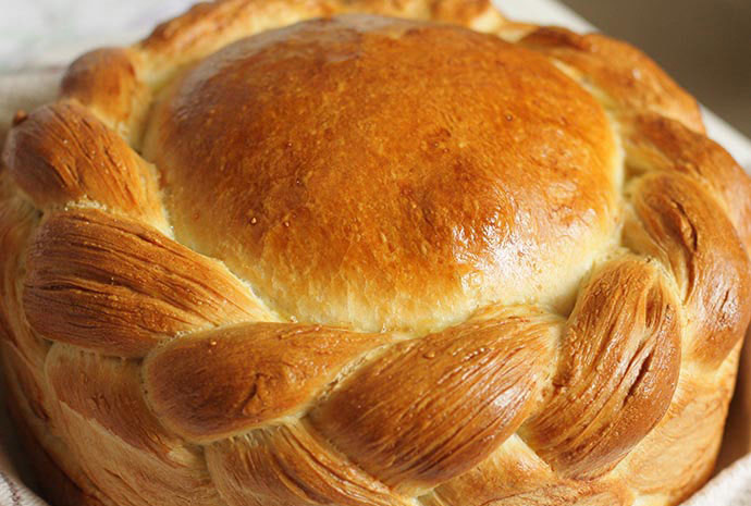Cesnica Christmas bread Serbia by Ivana Lalicki Shutterstock