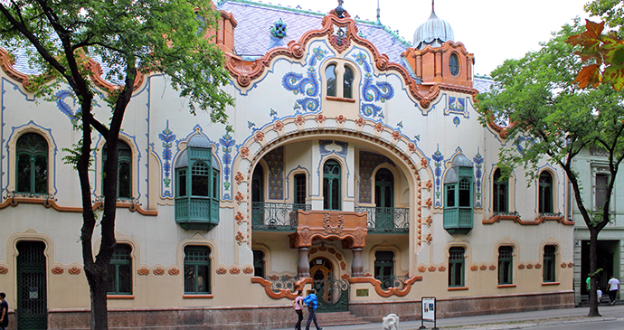 Ferenc Raichle mansion, Subotica, Serbia by Hons084, Wikimedia Commons world's most unusual buildings
