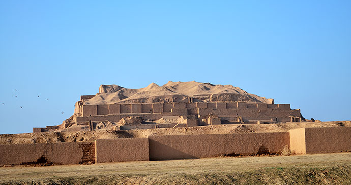 Choga Zanbil, Iran © Darafsh, Wikimedia Commons