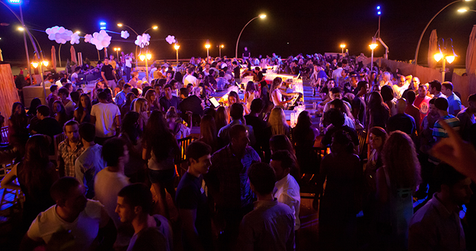 Nightlife bars clubs Tel Aviv Israel © Dana Friedlander, IMOT