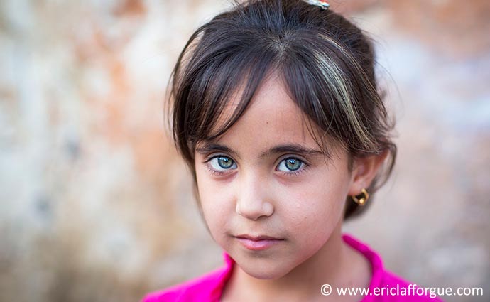 Kurdish girl Iraq by Eric Lafforgue
