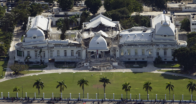 Presidential Palace (National Palace), Port-au-Prince, Haiti by Logan Abassi-UNDP Global, Wikipedia