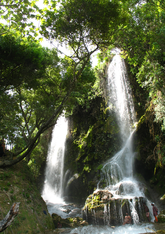 Saut d’Eau waterfalls, Haiti by Jstplace, Wikipedia