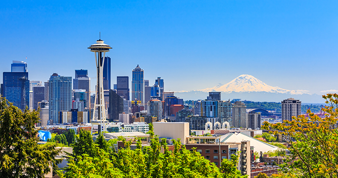 Seattle skyline Washington USA emperorcosun Shutterstock